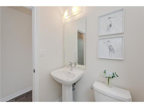 115 Eva Drive, Breslau, ON - Indoor Photo Showing Bathroom