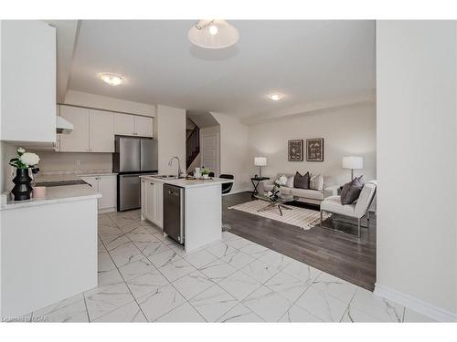 115 Eva Drive, Breslau, ON - Indoor Photo Showing Kitchen