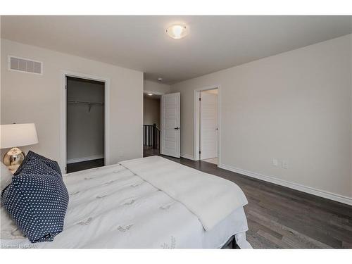 115 Eva Drive, Breslau, ON - Indoor Photo Showing Bedroom