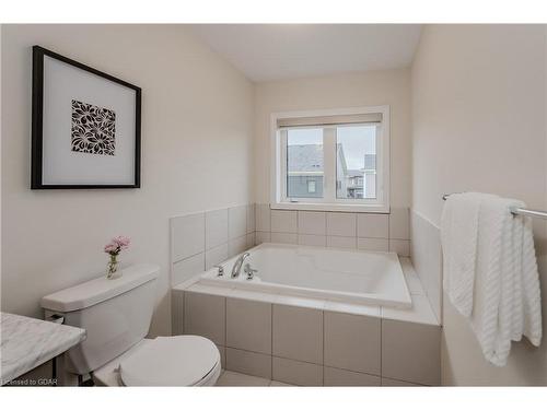 115 Eva Drive, Breslau, ON - Indoor Photo Showing Bathroom