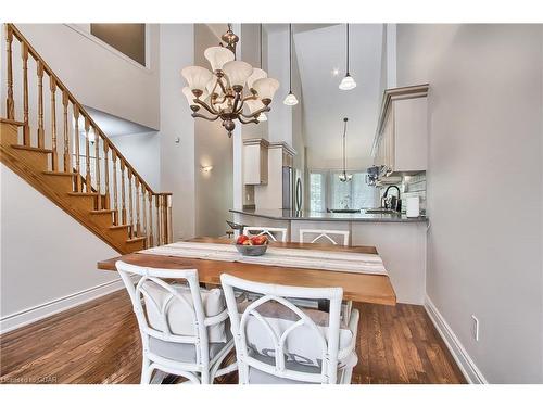 36-372 Terry Carter Crescent, Newmarket, ON - Indoor Photo Showing Dining Room