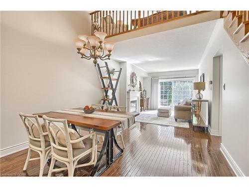 36-372 Terry Carter Crescent, Newmarket, ON - Indoor Photo Showing Dining Room