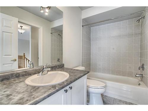 36-372 Terry Carter Crescent, Newmarket, ON - Indoor Photo Showing Bathroom