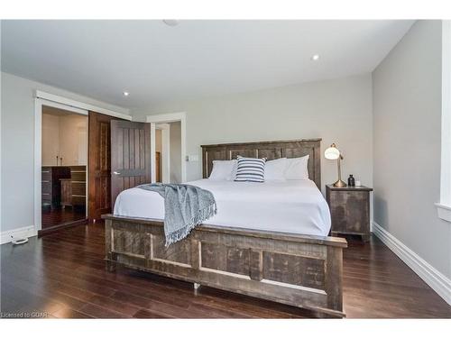 459 Geddes Street, Elora, ON - Indoor Photo Showing Bedroom