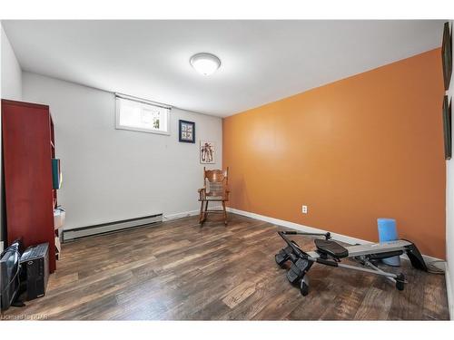 231 Chambers Crescent, Fergus, ON - Indoor Photo Showing Gym Room