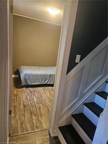 354 Stevenson Street N, Guelph, ON - Indoor Photo Showing Bedroom