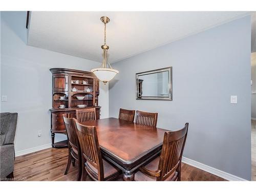 109 Riverwalk Place, Rockwood, ON - Indoor Photo Showing Dining Room