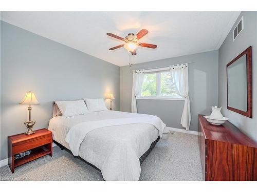 109 Riverwalk Place, Rockwood, ON - Indoor Photo Showing Bedroom