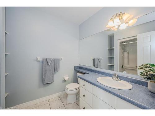 109 Riverwalk Place, Rockwood, ON - Indoor Photo Showing Bathroom