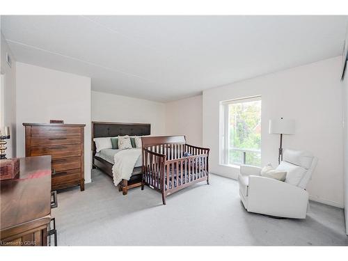 202-105 Bagot Street, Guelph, ON - Indoor Photo Showing Bedroom