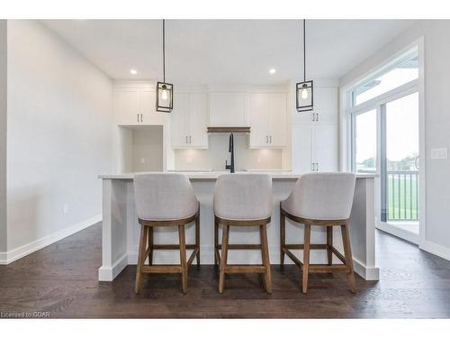 157 Jack'S Way, Mount Forest, ON - Indoor Photo Showing Kitchen With Upgraded Kitchen