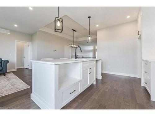 157 Jack'S Way, Mount Forest, ON - Indoor Photo Showing Kitchen