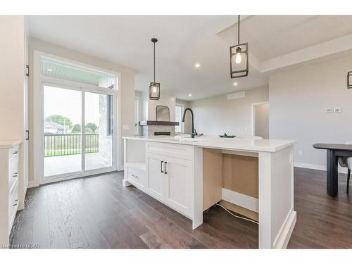 157 Jack'S Way, Mount Forest, ON - Indoor Photo Showing Kitchen