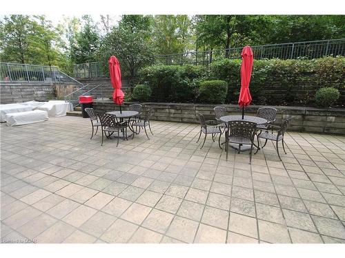 810-1055 Southdown Road, Mississauga, ON - Outdoor With Deck Patio Veranda