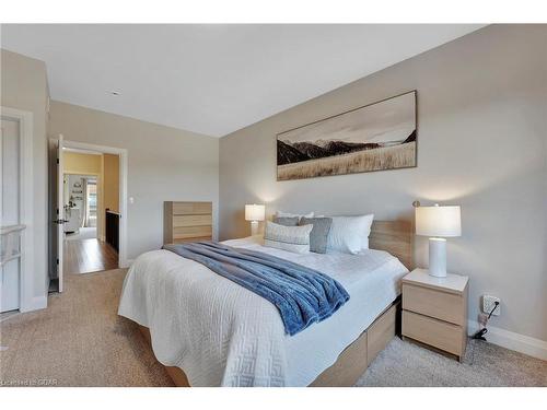 40 Mussen Street, Guelph, ON - Indoor Photo Showing Bedroom