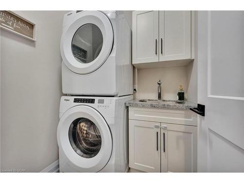 40 Mussen Street, Guelph, ON - Indoor Photo Showing Laundry Room