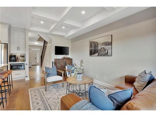 40 Mussen Street, Guelph, ON - Indoor Photo Showing Living Room