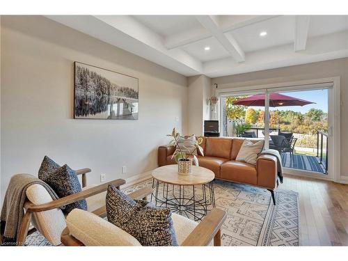 40 Mussen Street, Guelph, ON - Indoor Photo Showing Living Room