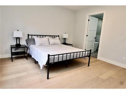 179048 Grey Road 17 Road, Georgian Bluffs, ON - Indoor Photo Showing Bedroom