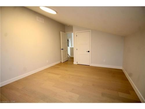 179048 Grey Road 17 Road, Georgian Bluffs, ON - Indoor Photo Showing Other Room