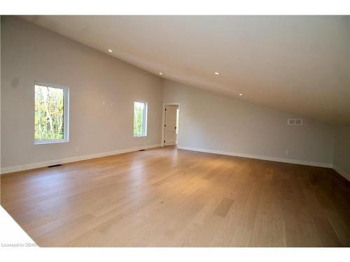 179048 Grey Road 17 Road, Georgian Bluffs, ON - Indoor Photo Showing Other Room