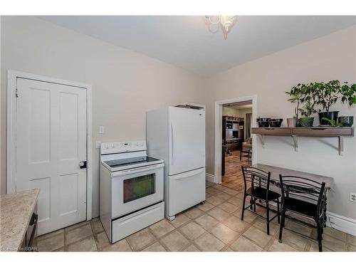 435 York Road, Guelph, ON - Indoor Photo Showing Kitchen