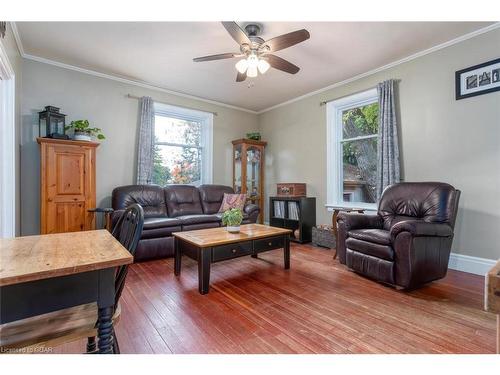 45 Alma Street S, Guelph, ON - Indoor Photo Showing Living Room