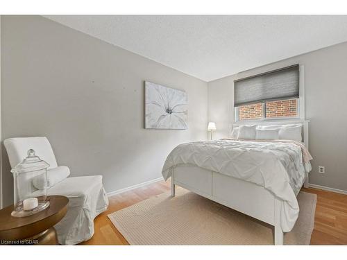 14 Avra Court, Guelph, ON - Indoor Photo Showing Bedroom