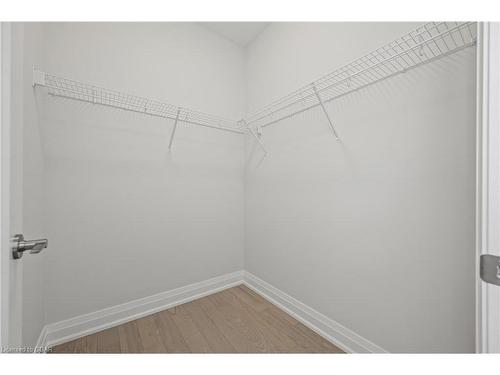 313-71 Wyndham Street S, Guelph, ON - Indoor With Storage