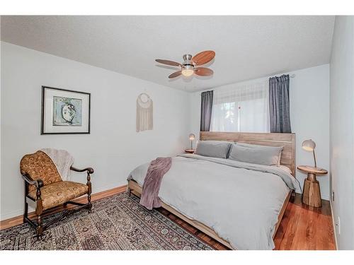 31-129 Victoria Road N, Guelph, ON - Indoor Photo Showing Bedroom