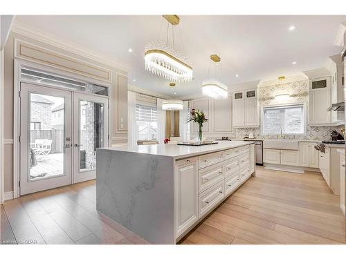 83 Mccann Street, Guelph, ON - Indoor Photo Showing Kitchen With Upgraded Kitchen