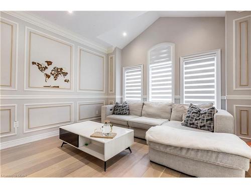 83 Mccann Street, Guelph, ON - Indoor Photo Showing Living Room