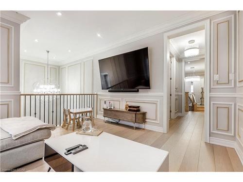 83 Mccann Street, Guelph, ON - Indoor Photo Showing Living Room