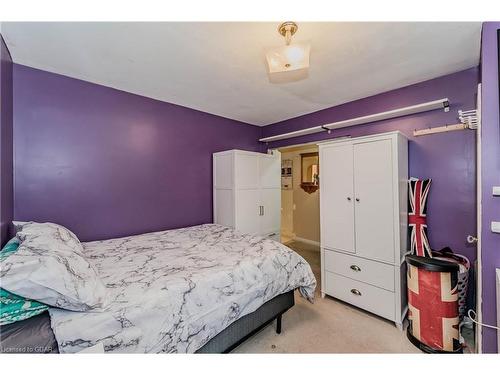 467 Stevenson Street N, Guelph, ON - Indoor Photo Showing Bedroom