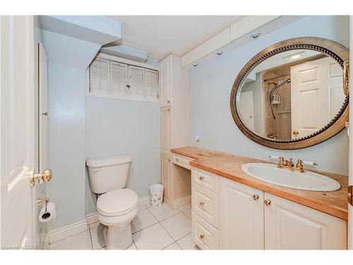 467 Stevenson Street N, Guelph, ON - Indoor Photo Showing Bathroom