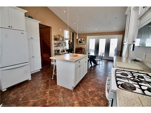 211 Eagle Road, Northern Bruce Peninsula, ON - Indoor Photo Showing Kitchen