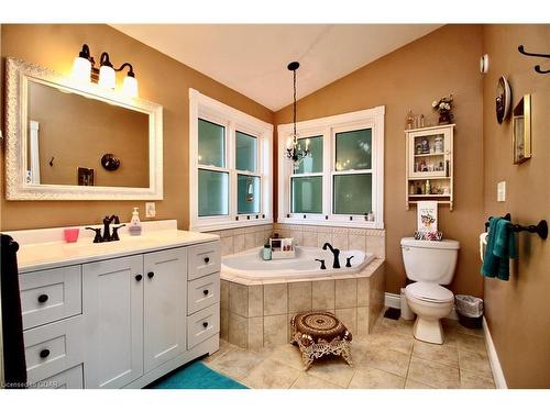 211 Eagle Road, Northern Bruce Peninsula, ON - Indoor Photo Showing Bathroom