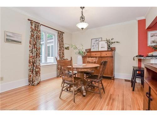 315 St Andrew Street E, Fergus, ON - Indoor Photo Showing Dining Room