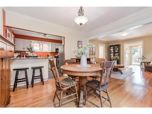 315 St Andrew Street E, Fergus, ON - Indoor Photo Showing Dining Room