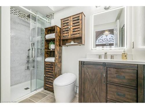 12 Norton Drive, Guelph, ON - Indoor Photo Showing Bathroom