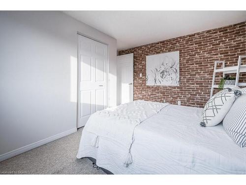 12 Norton Drive, Guelph, ON - Indoor Photo Showing Bedroom