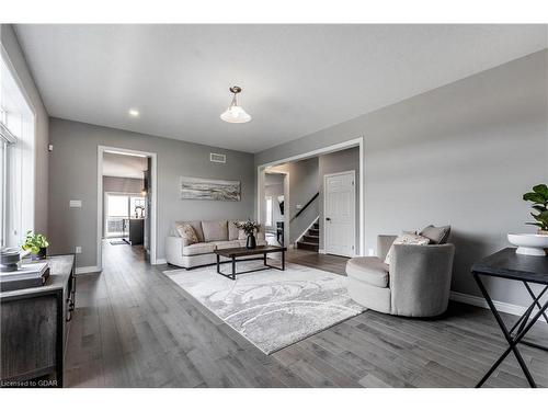 49 Keating Street, Guelph, ON - Indoor Photo Showing Living Room