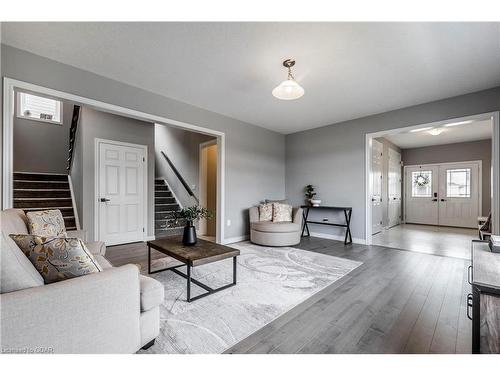 49 Keating Street, Guelph, ON - Indoor Photo Showing Living Room