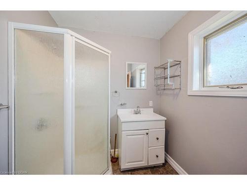 387 Evert Street, Everton, ON - Indoor Photo Showing Bathroom