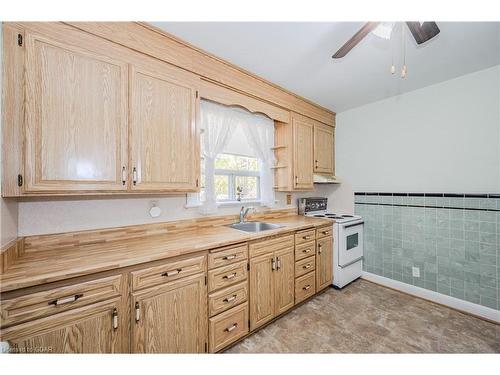 149 Bristol Street, Guelph, ON - Indoor Photo Showing Kitchen