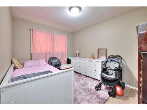 42 Acacia Street, Kitchener, ON - Indoor Photo Showing Bedroom