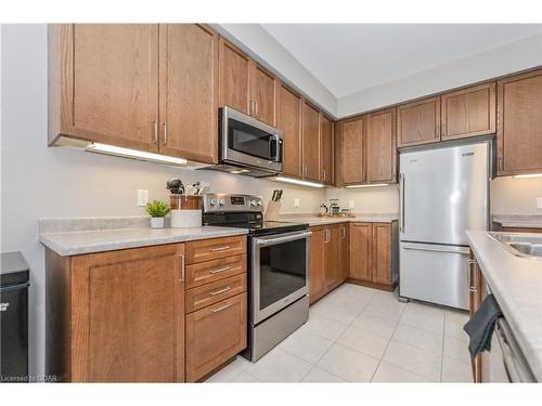 19 Middleton Avenue, Fergus, ON - Indoor Photo Showing Kitchen