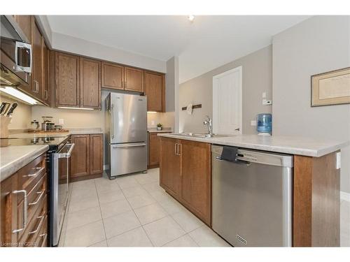 19 Middleton Avenue, Fergus, ON - Indoor Photo Showing Kitchen