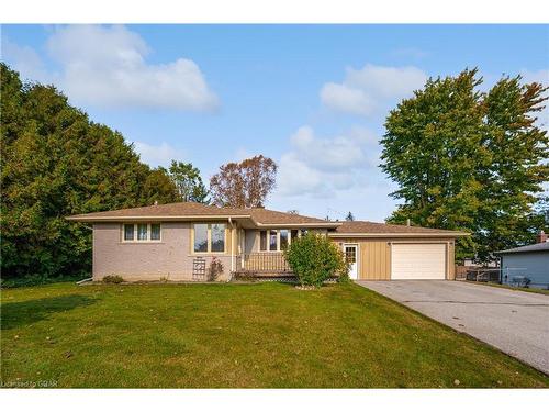 225 Irvine Street, Elora, ON - Outdoor