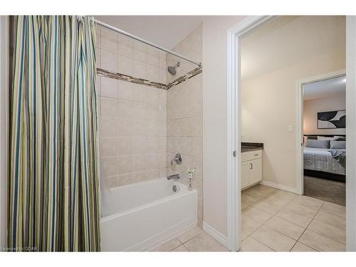 12 Summerfield Drive, Guelph, ON - Indoor Photo Showing Bathroom